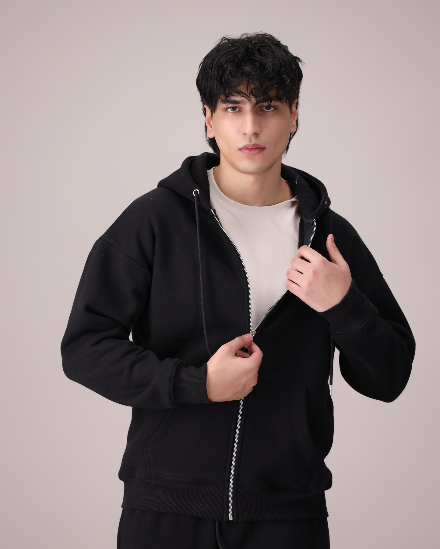 BOXY ZIP-UP HOODIE